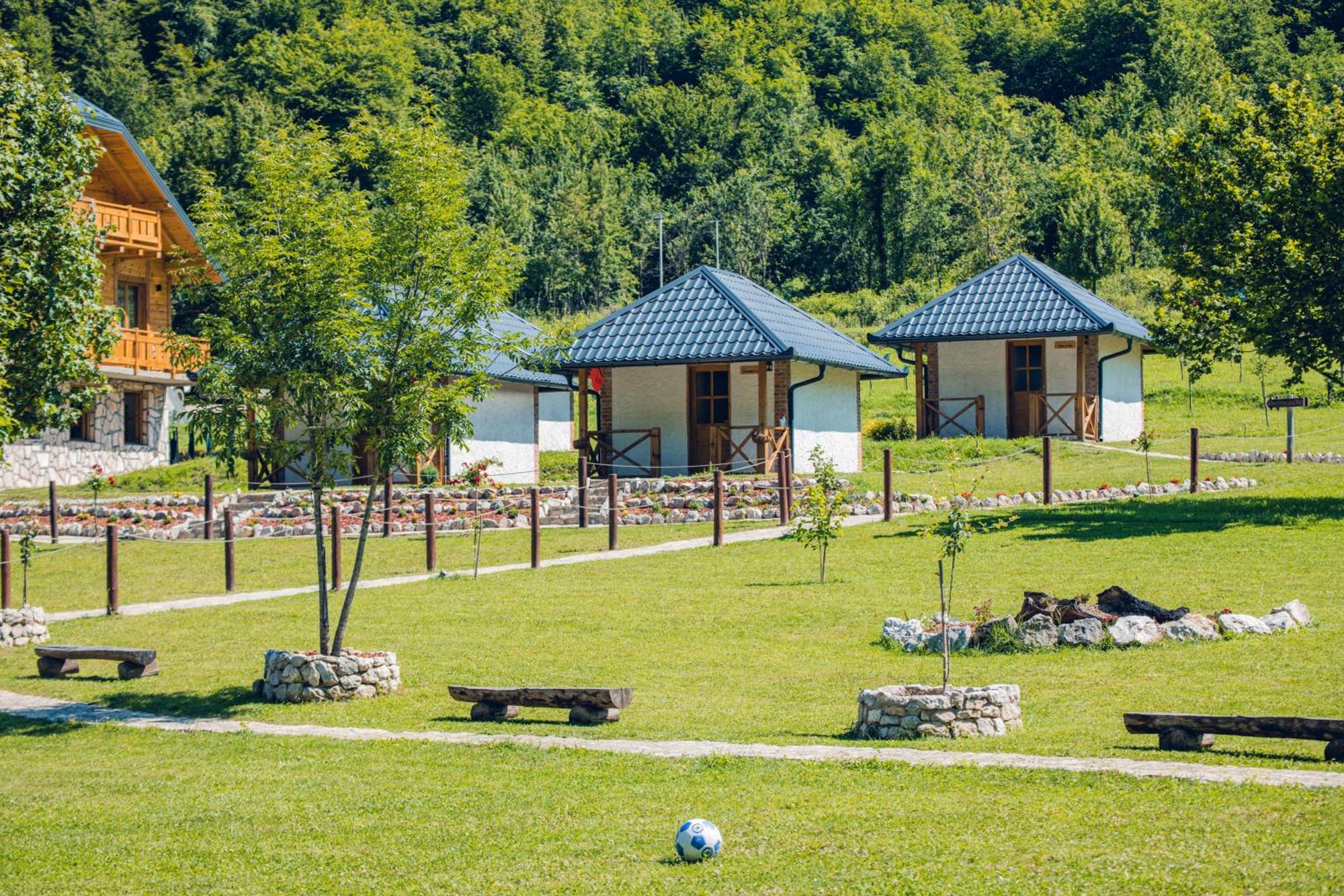 Outdoor Resort Tarasport Foca Kültér fotó